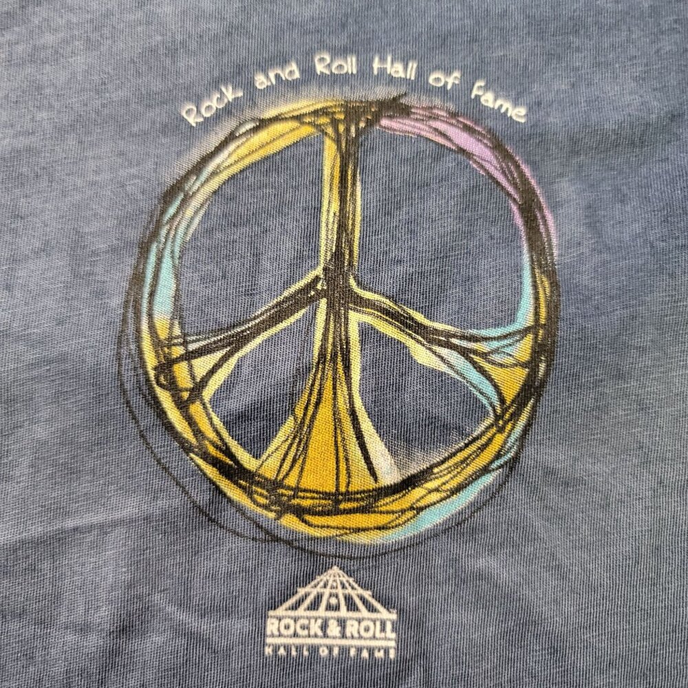 Rock & Roll Hall of Fame Womens Med PEACE DOVE IN THE CLOUDS Graphic Ombre Tee - Picture 4 of 7
